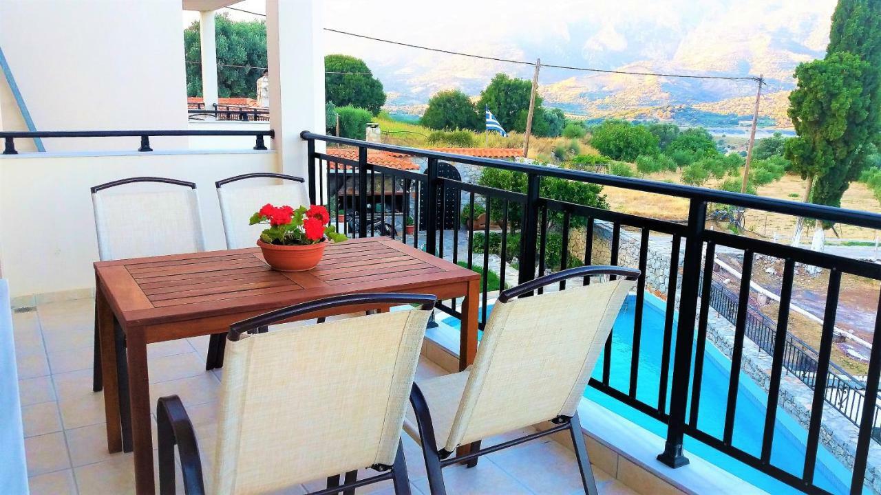 Petrochori Aparthotel 외부 사진