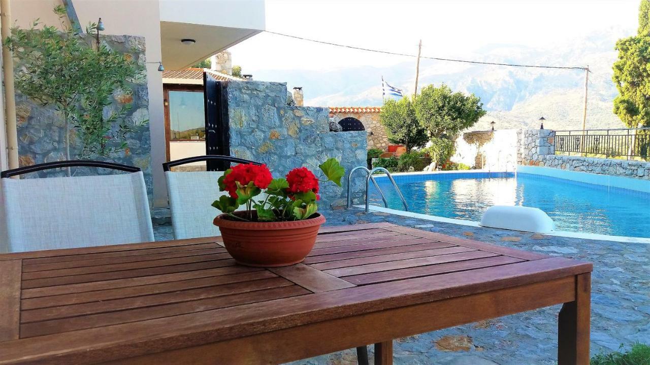 Petrochori Aparthotel 외부 사진